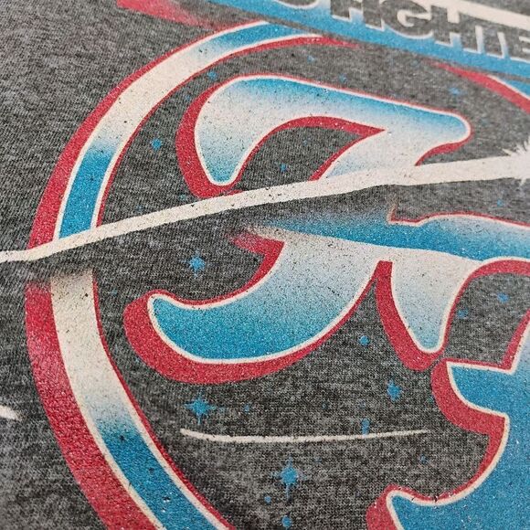 Foo Fighters Concert Tshirt Short Sleeve Logo Gray size Small - Picture 8 of 10